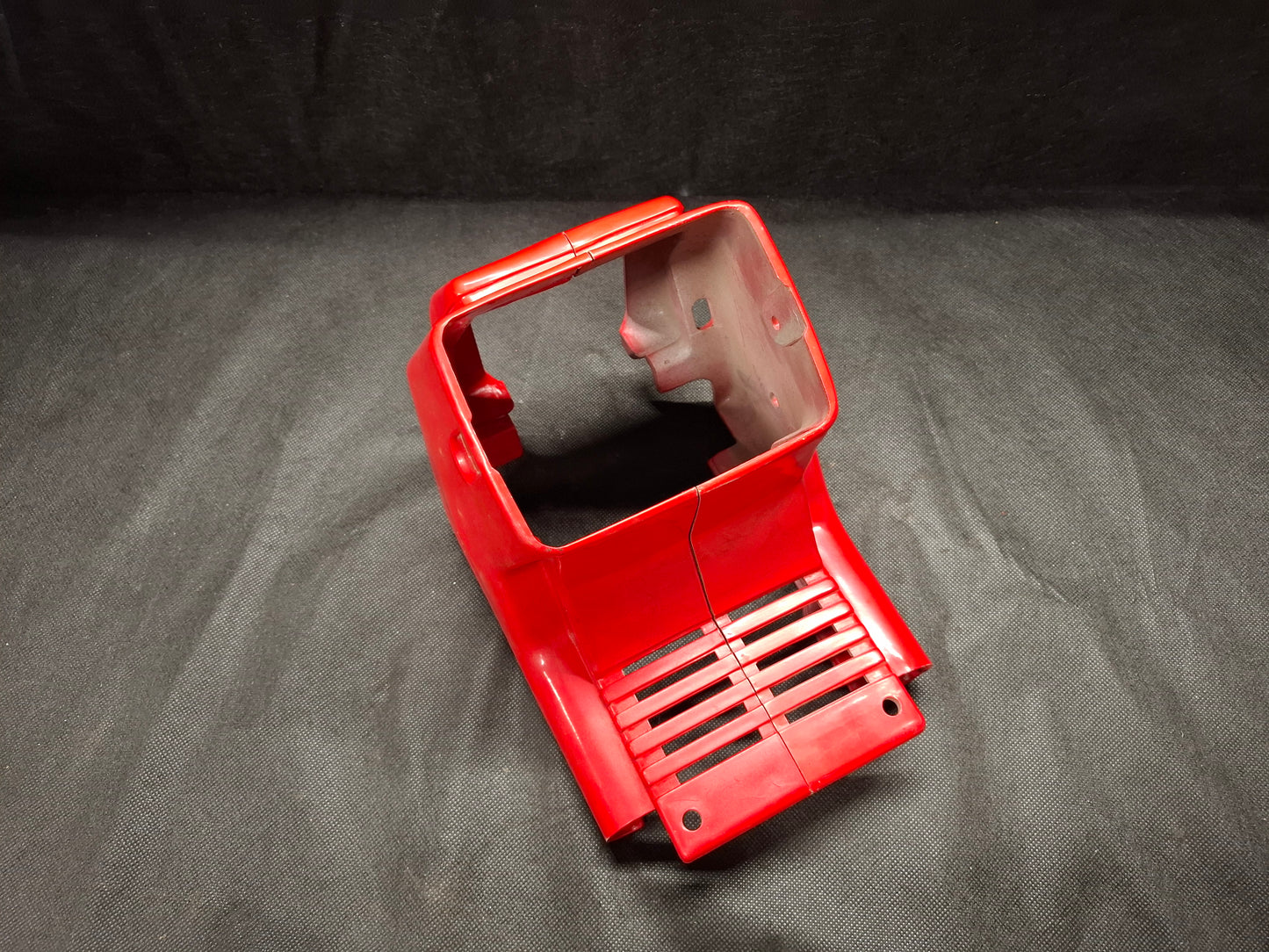 Mascherina porta faro anteriore per GARELLI TEAM (Rossa)