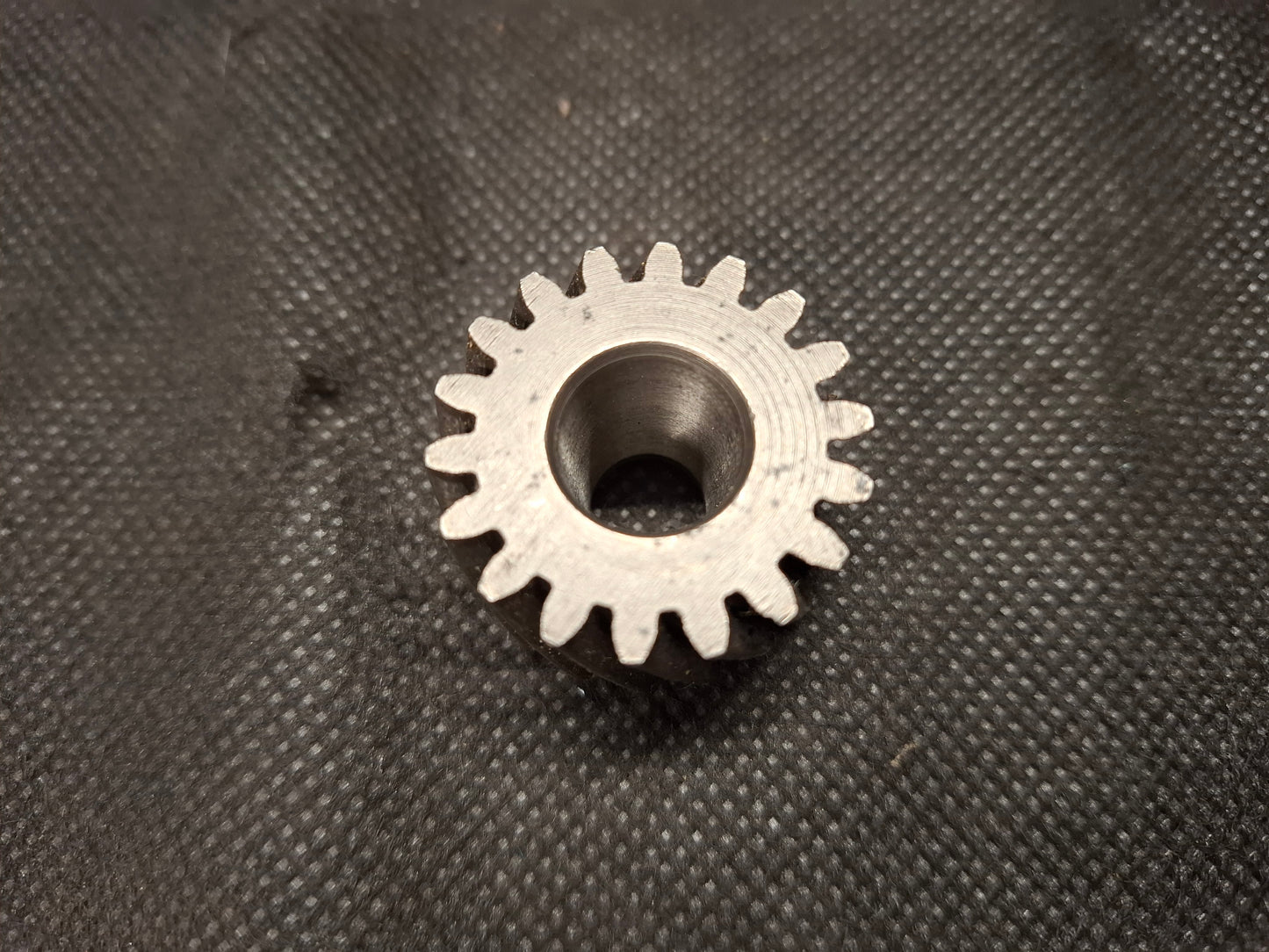 Ingranaggio conduttore campana frizione per GARELLI VIP 3/4 18 denti