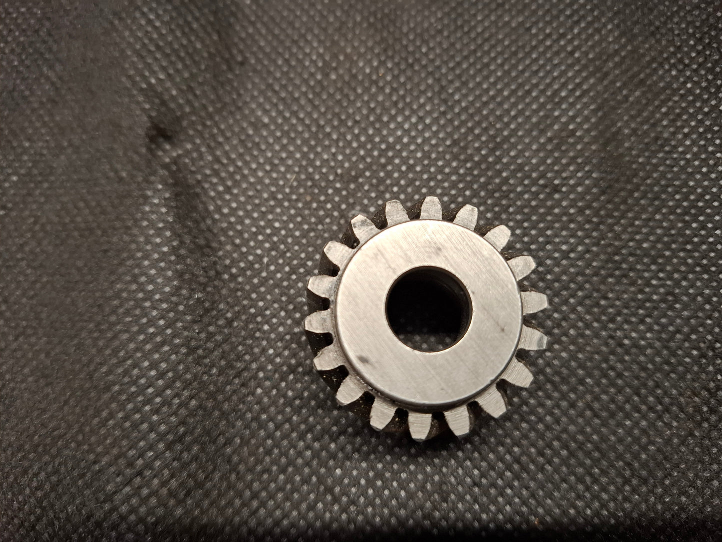 Ingranaggio conduttore campana frizione per GARELLI VIP 3/4 18 denti